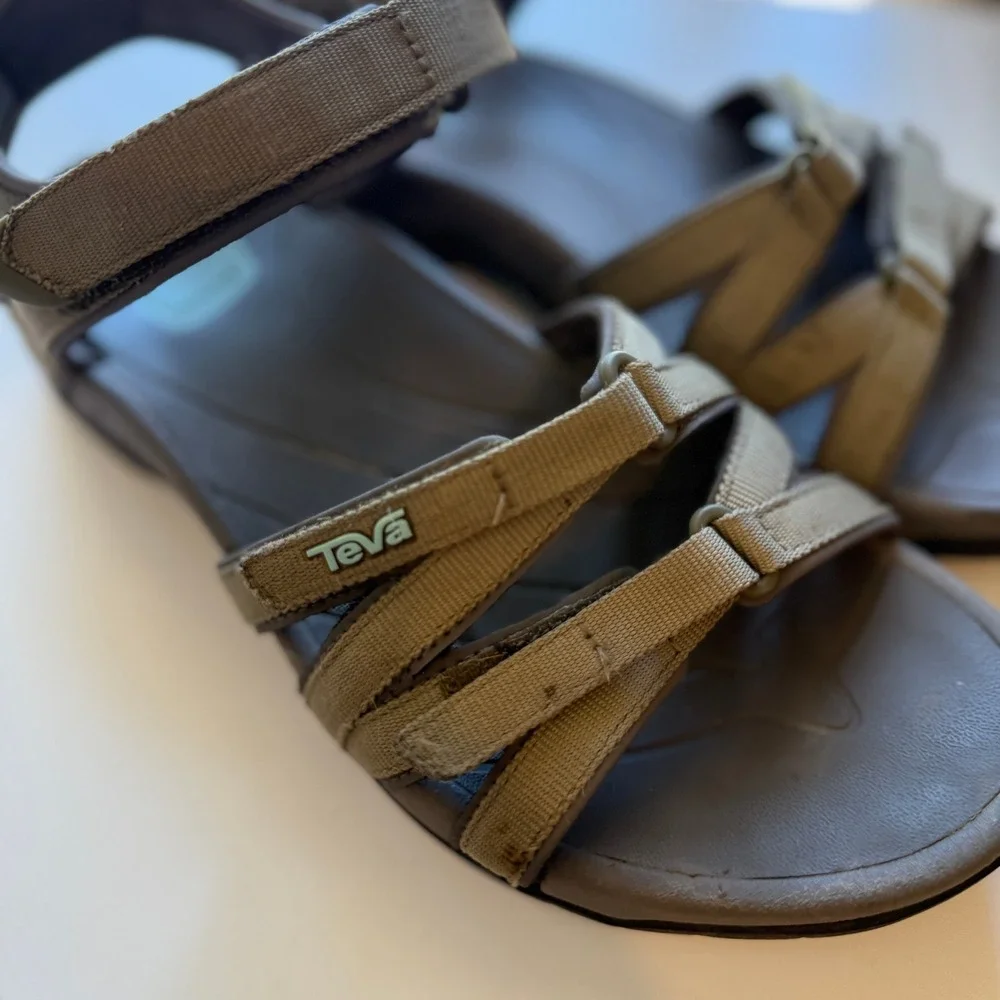 Teva Tirra Womens Olive Green Multi Strap Hiking Water Sandals Shoes